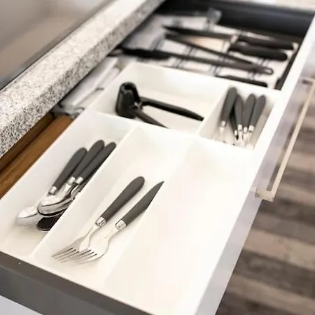 Amplio Piso De Diseno . ヴィーゴ