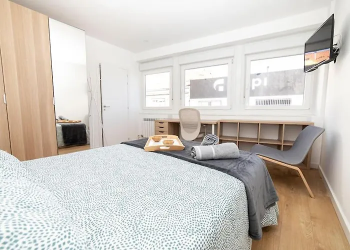 Amplio Piso De Diseno . Apartment Vigo