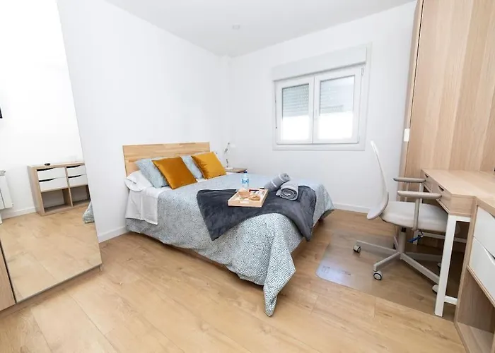 Amplio Piso De Diseno . * Vigo