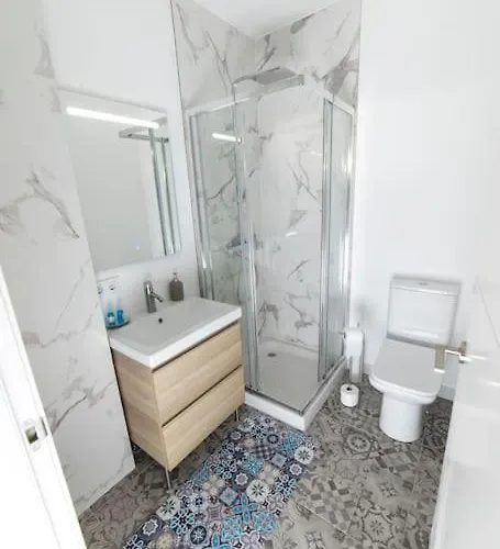 Amplio Piso De Diseno . *